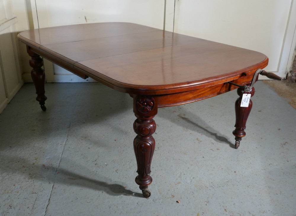 Early Victorian Mahogany Extending Dining Table, seats 12 Diners