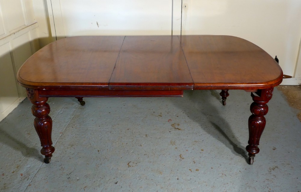 Early Victorian Mahogany Extending Dining Table, seats 12 Diners View VIII