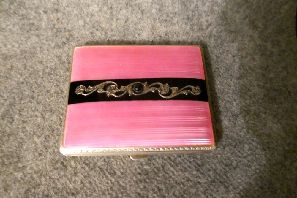 French Silver and Pink Guilloche Enamel Art Deco Cigarette Case View VIII