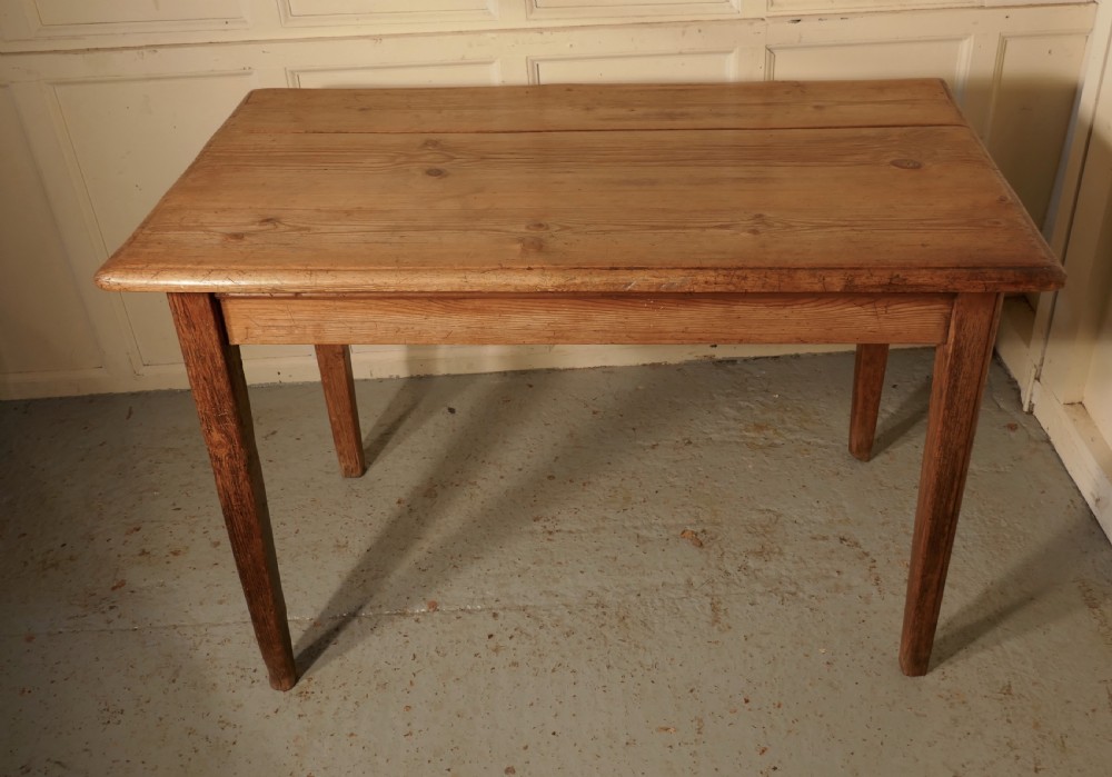 Victorian Planked Top Farmhouse Kitchen Pine Table View III