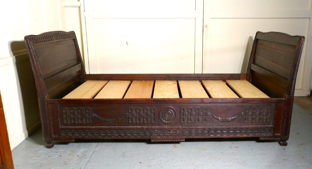 19th Century Carved Oak Day Bed or Ships Sleigh Bed. View IX
