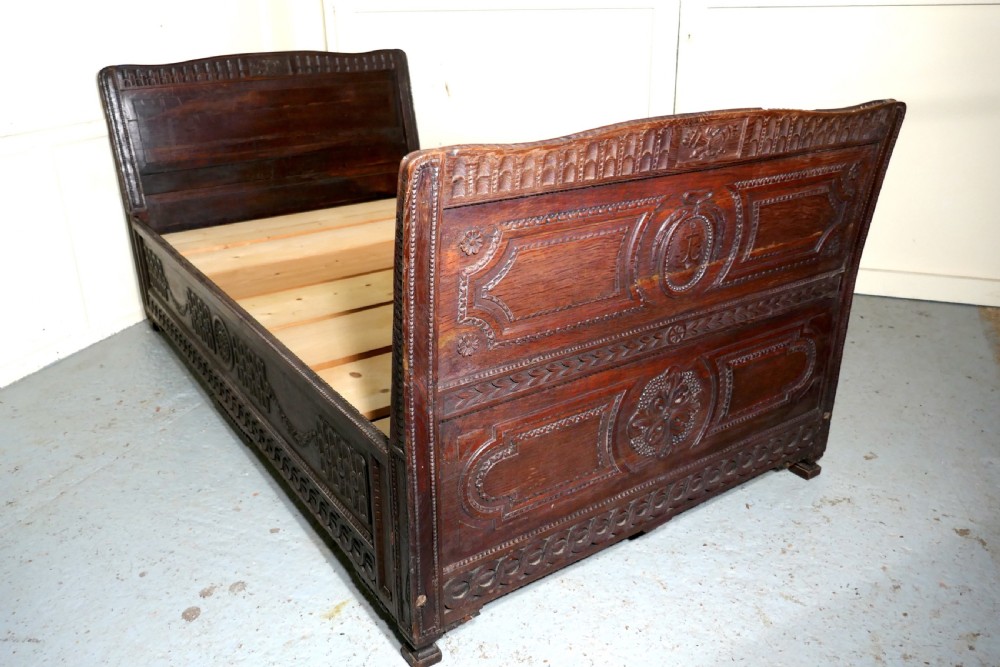 19th Century Carved Oak Day Bed or Ships Sleigh Bed. View XI