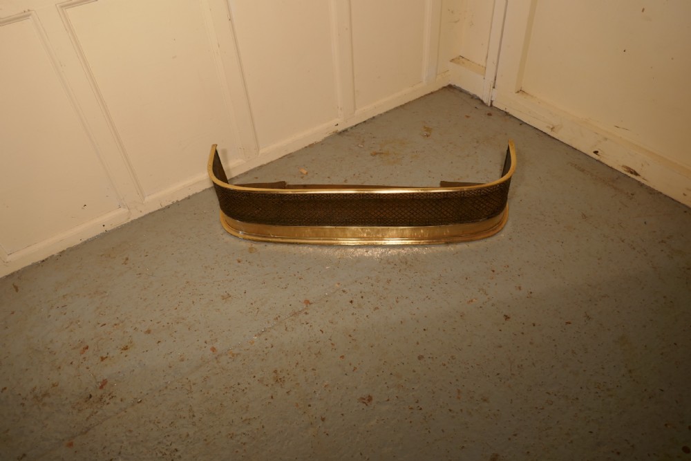 Georgian Brass and Iron Club Fender  View IV