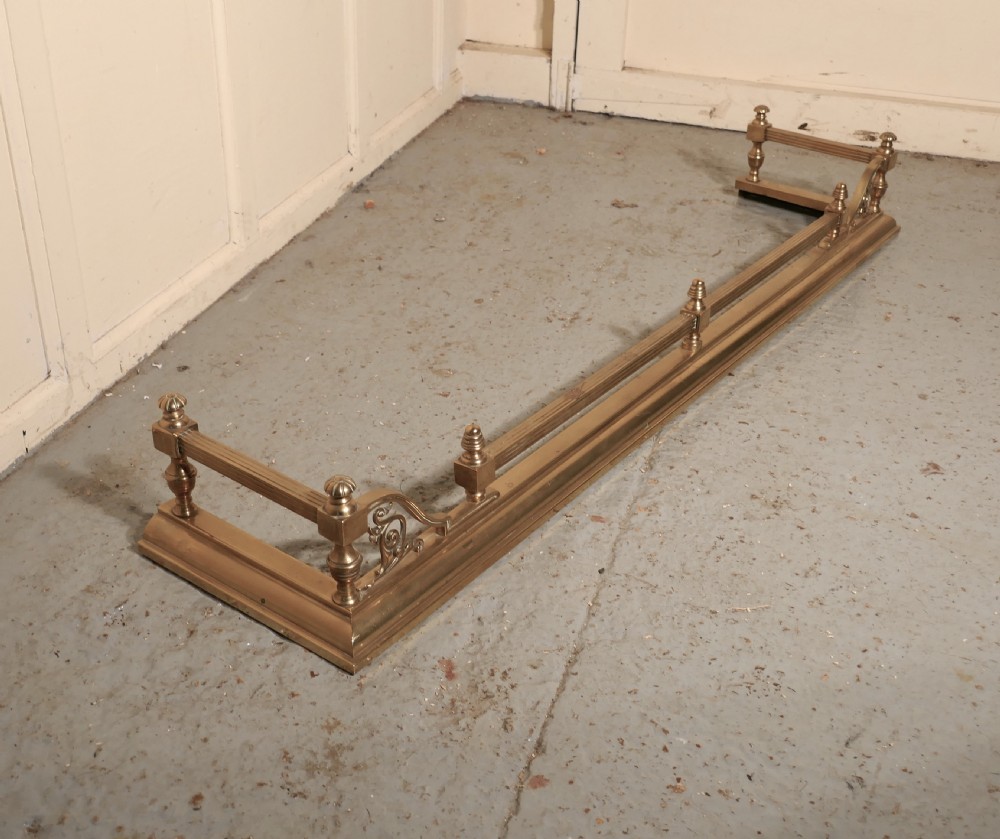 Large Victorian Art Nouveau Brass Fender