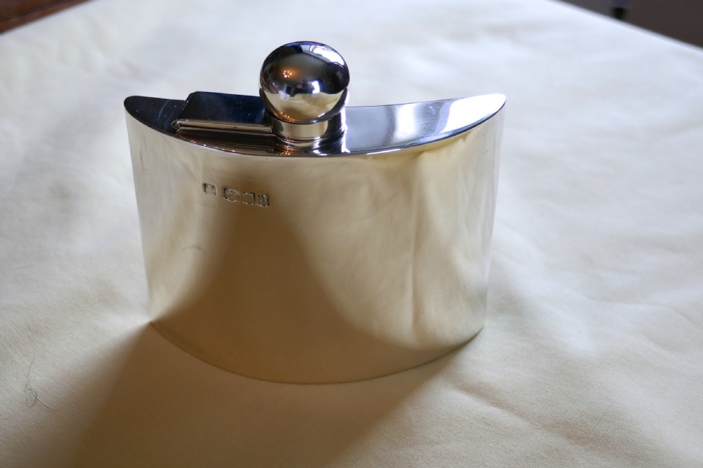 Silver Hip Flask by Sampson Mordan & Co Date 1916 View VIII