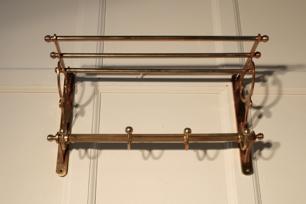 Small French Art Deco Brass Hat and Coat Rack, Pullman Railway Train Style View III