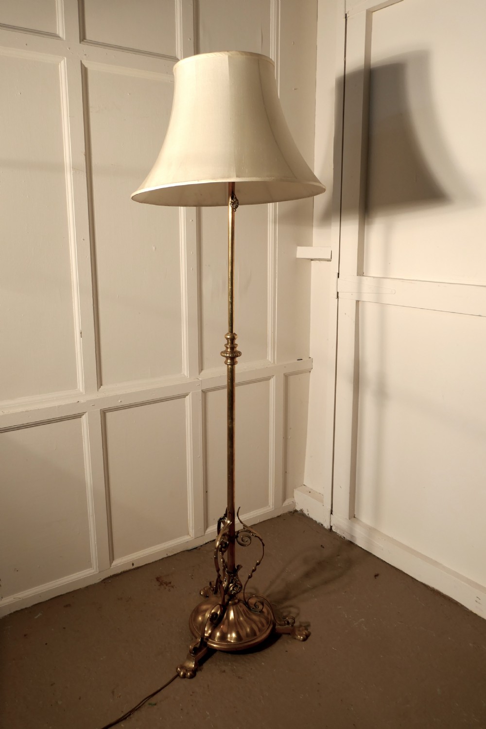 Arts and Crafts Brass Floor Lamp Rococo Standard Lamp View III