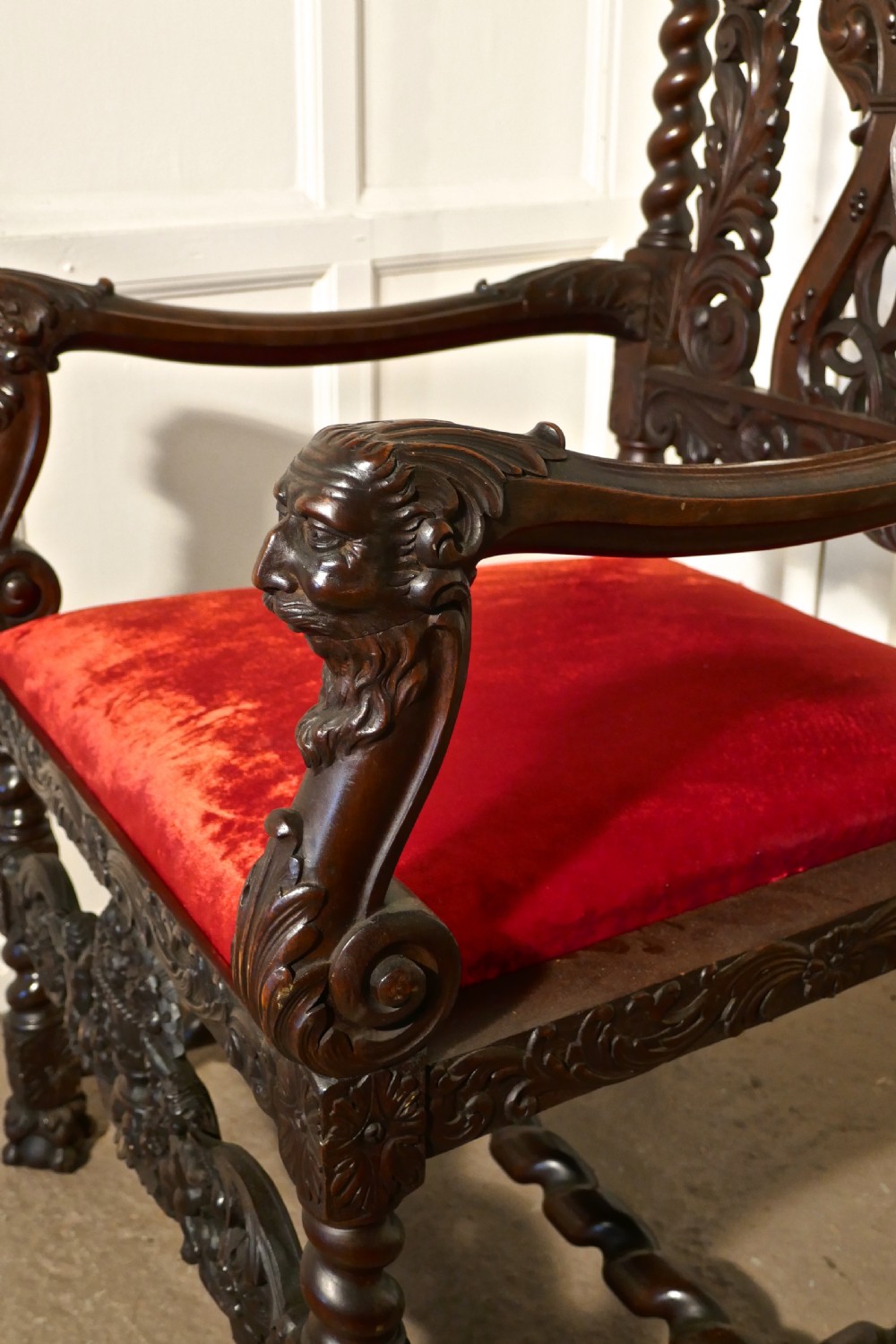 French 19th Century Carved Walnut Throne or Hall Chair View V
