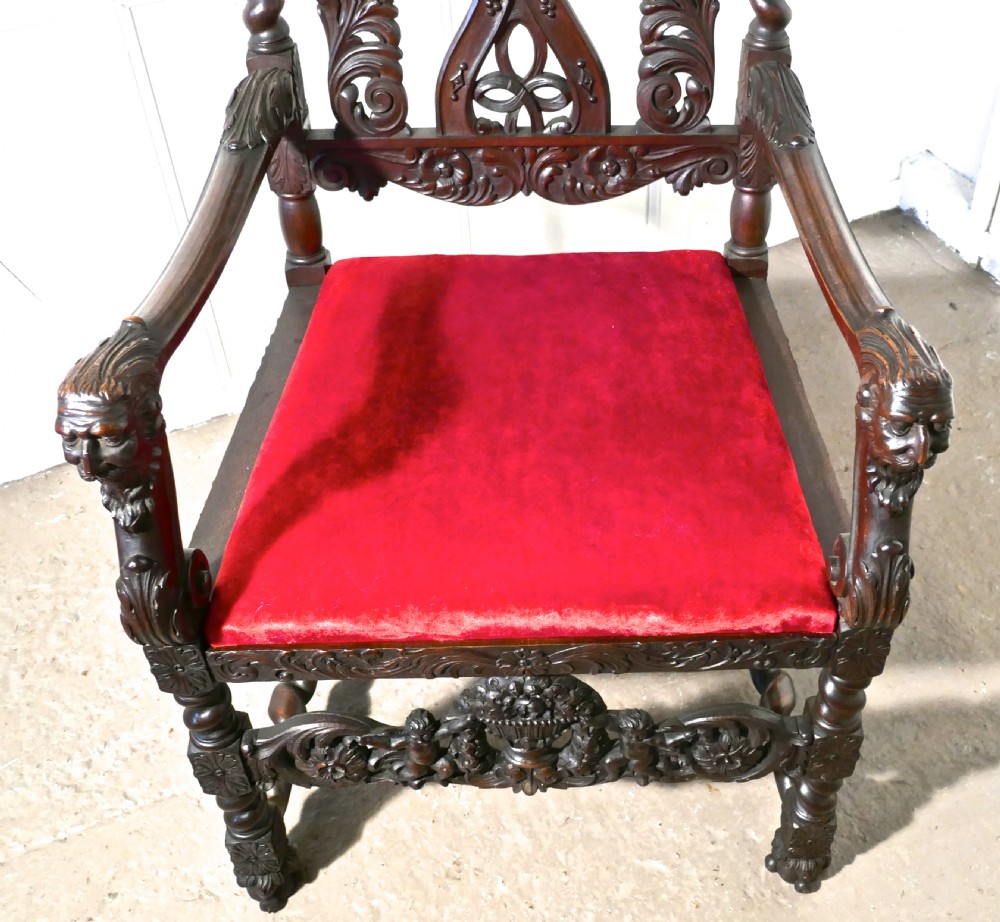 French 19th Century Carved Walnut Throne or Hall Chair View VI
