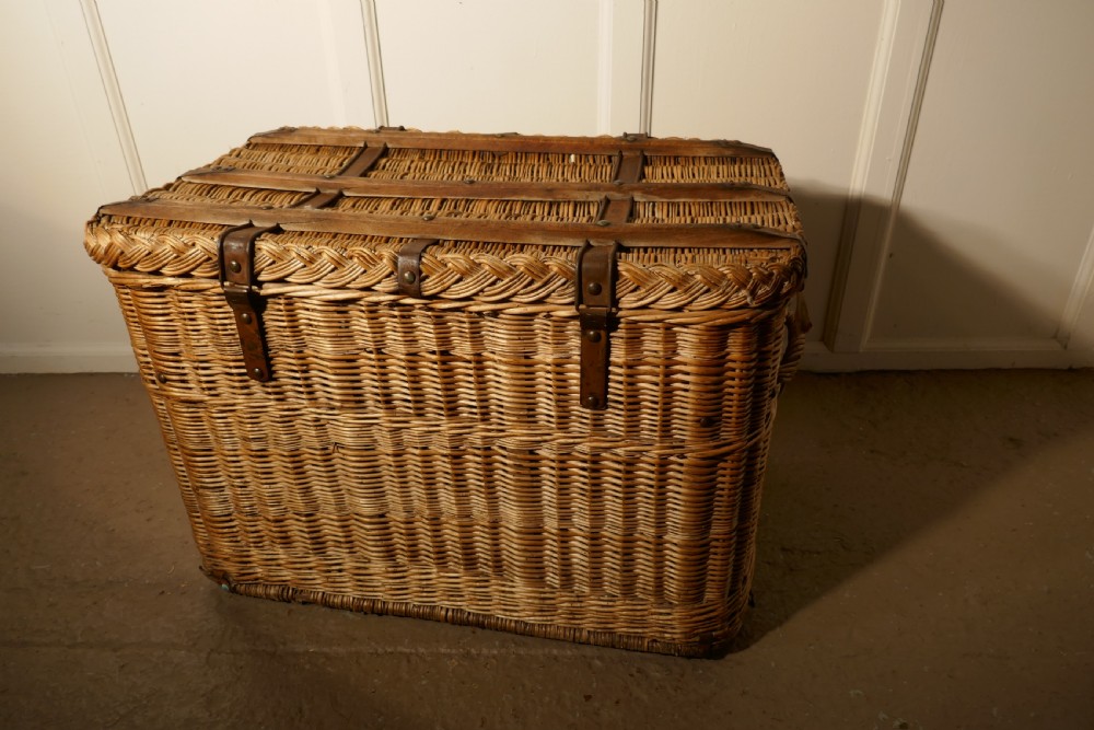 French Antique Wicker Laundry Basket or Linen Hamper View VII