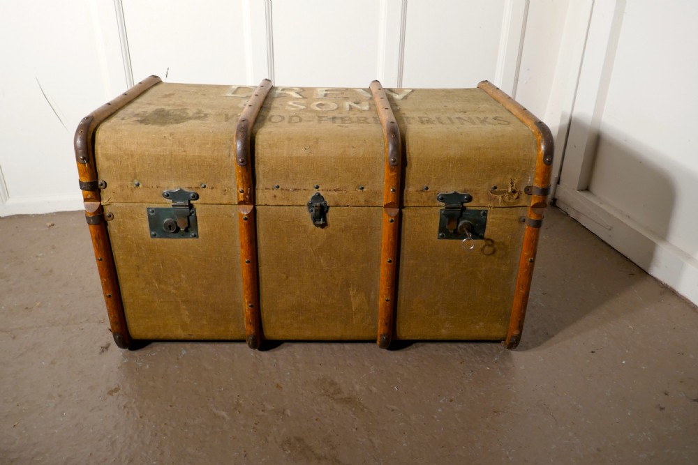 A Large Vintage Drew and Sons Canvas Steamer Trunk View VIII