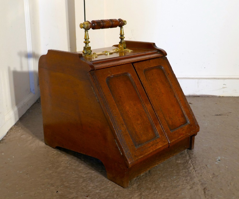 A Victorian Mahogany Coal Scuttle, Mechanical Opening and Liner