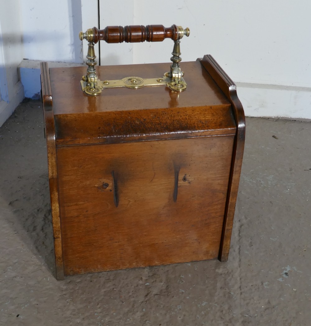 A Victorian Mahogany Coal Scuttle, Mechanical Opening and Liner View VII
