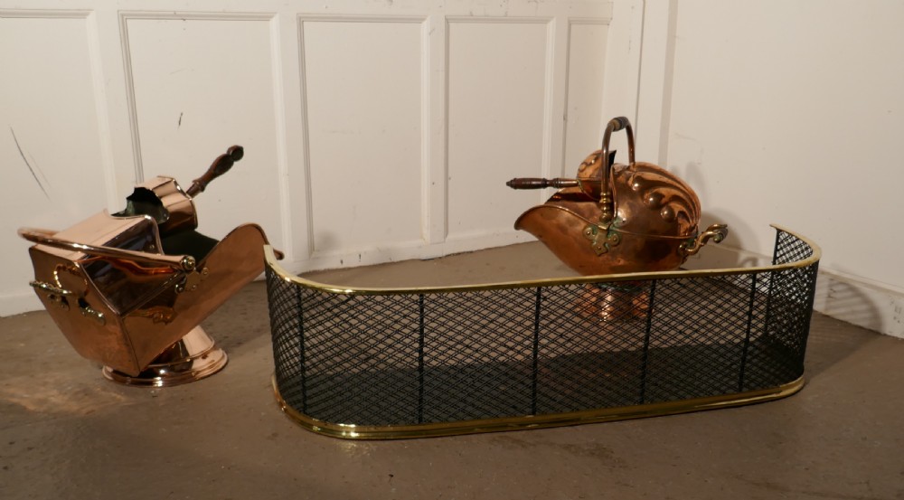 Superb Quality Arts and Crafts Copper Helmet Coal Scuttle  View II