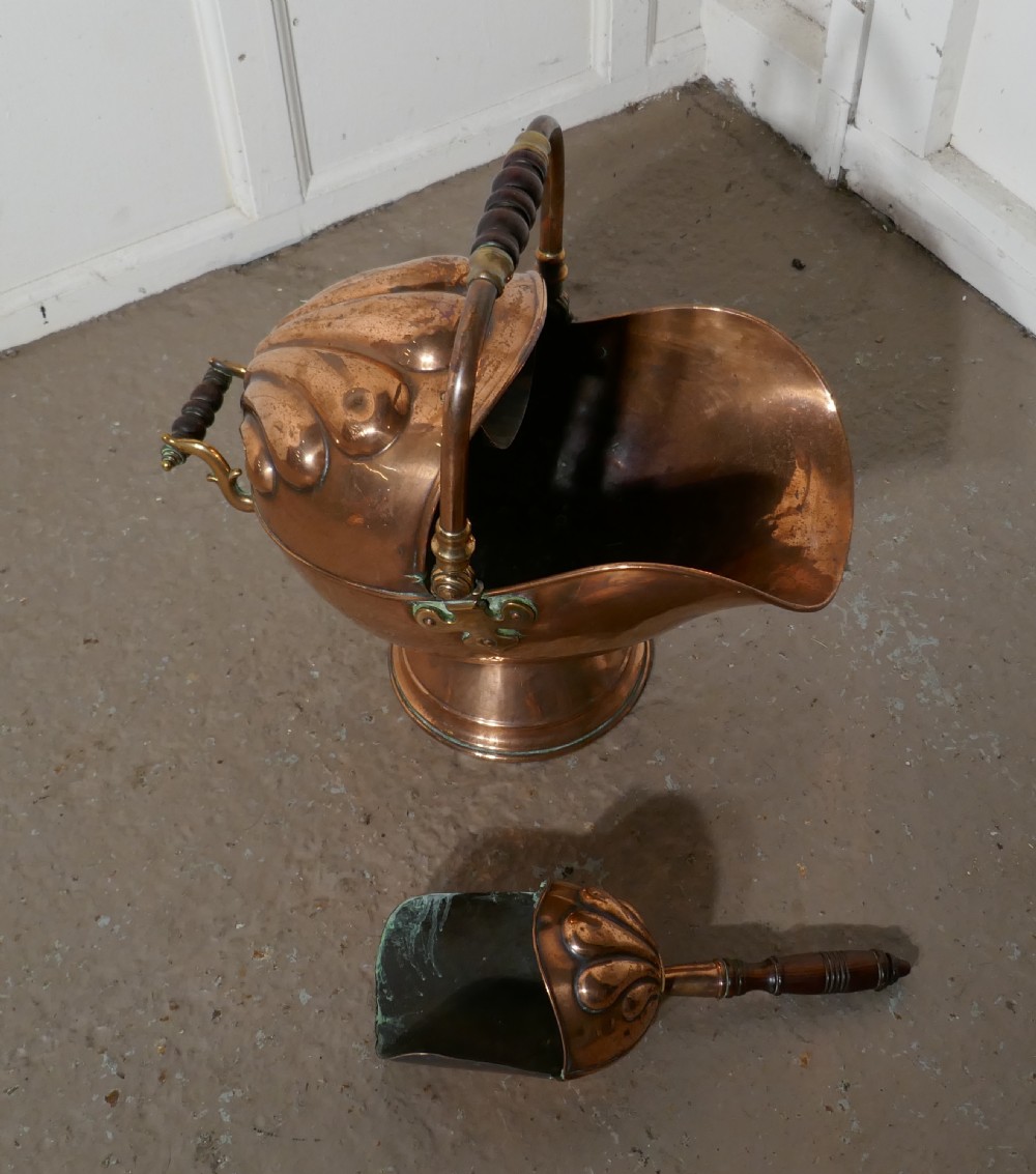 Superb Quality Arts and Crafts Copper Helmet Coal Scuttle  View VI