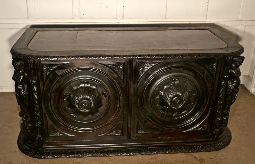 19th Century French One Piece Oak Desk Carved with Cherubs View XV