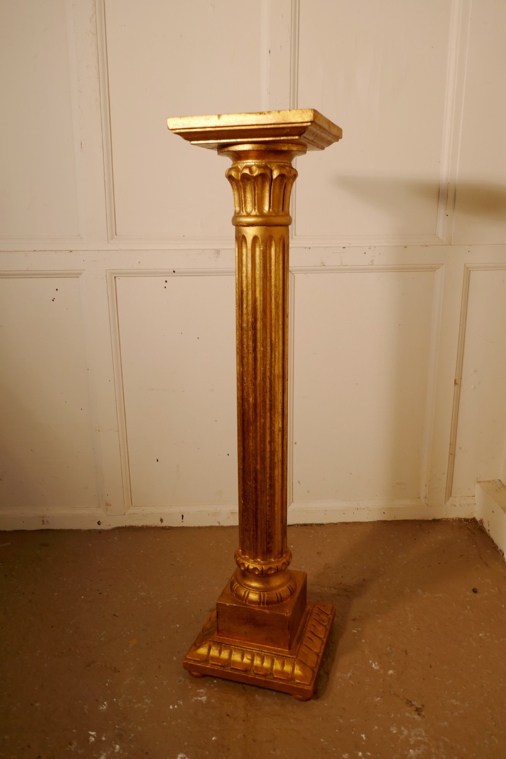 19th Century Italian Carved Gilt Wood Column Display Pedestal View VI