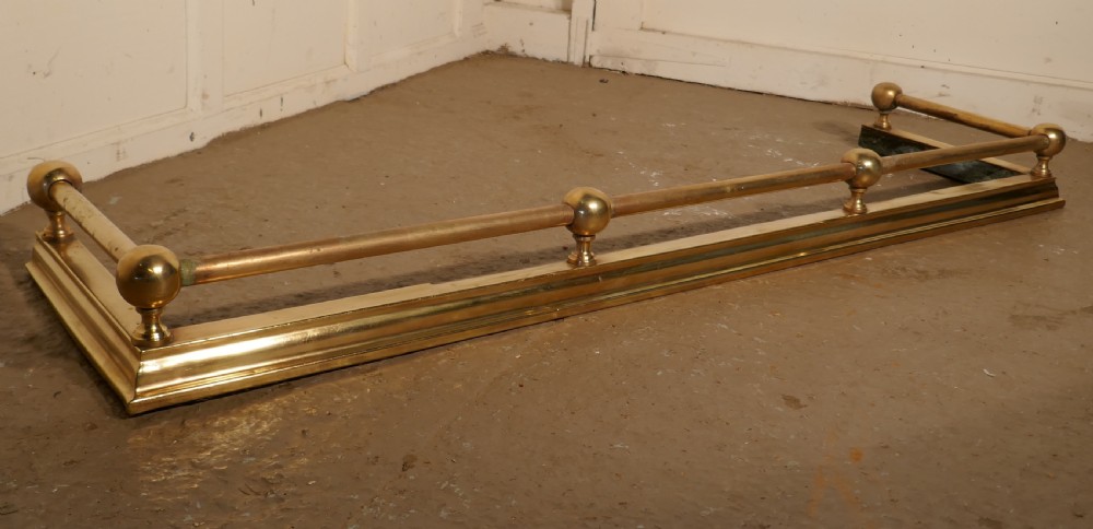Large 19th Century Heavy Brass Fender 