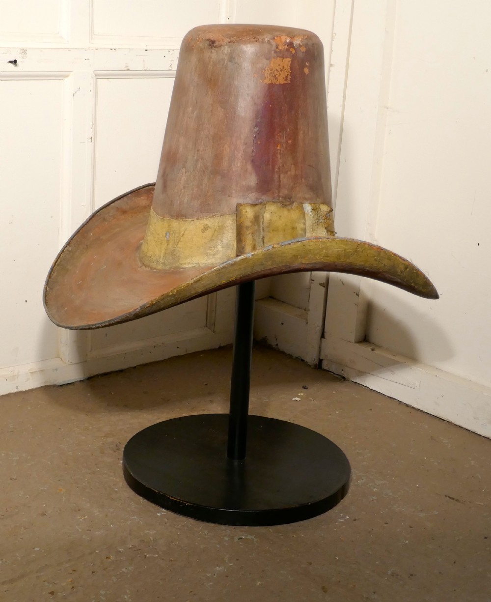 19th Century Giant American 10 Gallon Hat Original Shop Metal Trade Sign View X