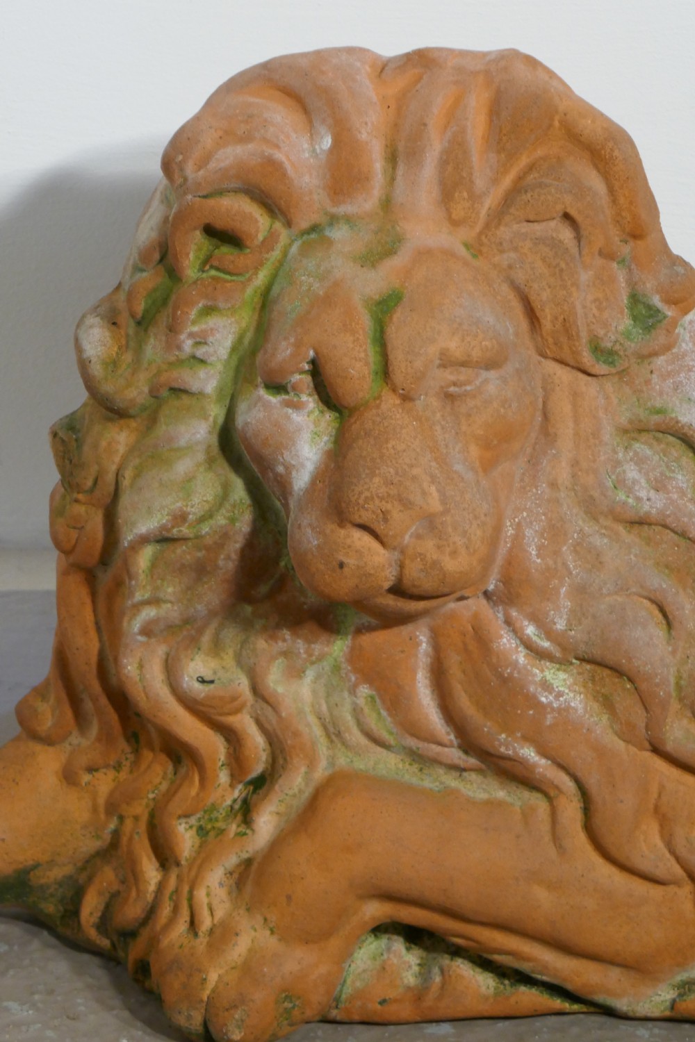  Weathered Flat Back Terracotta Lion Garden Ornament  View VI