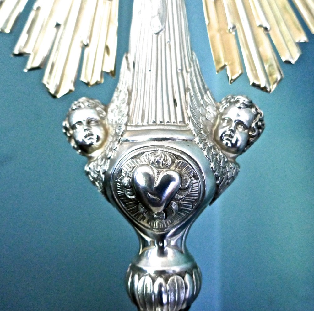 French Sterling Silver & Vermeli Monstrance 1840 decorated with cherubs View XIV