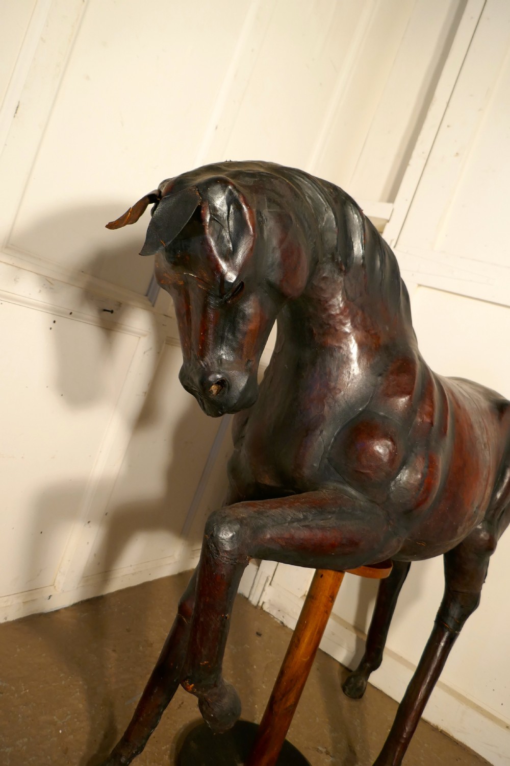 Large Arts and Crafts Leather Model of a Horse View X
