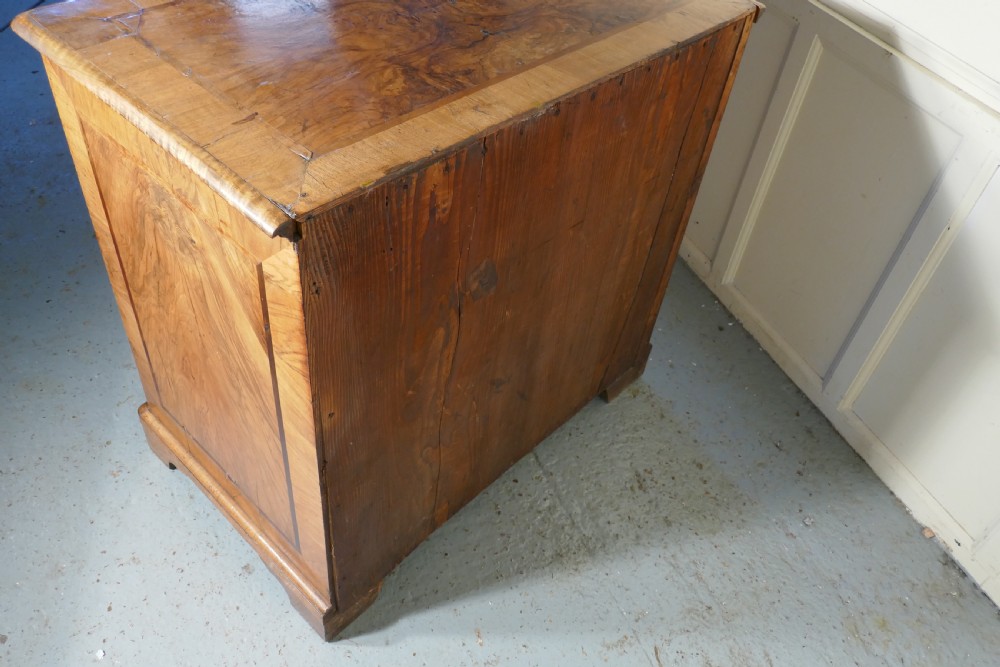  Georgian Inlaid Walnut Chest of Drawers  View VI