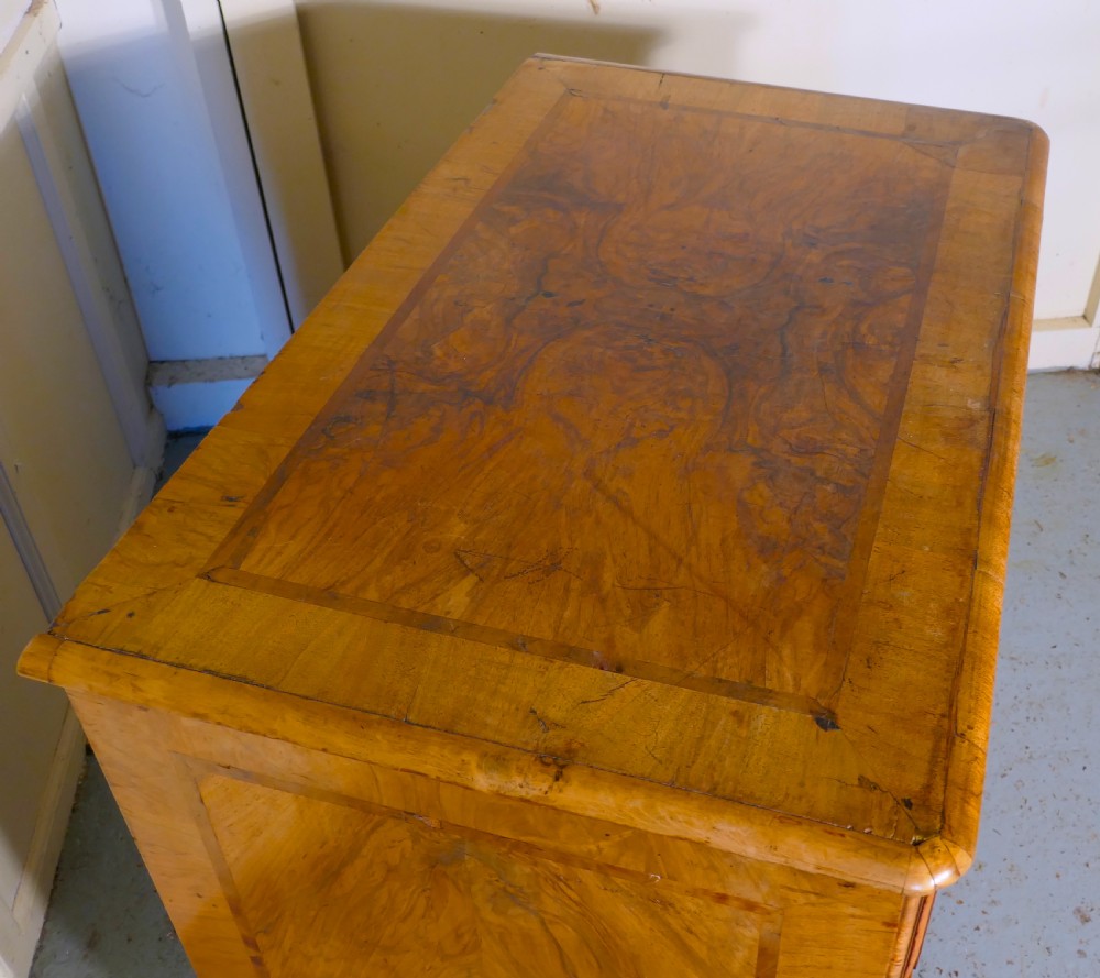  Georgian Inlaid Walnut Chest of Drawers  View IX