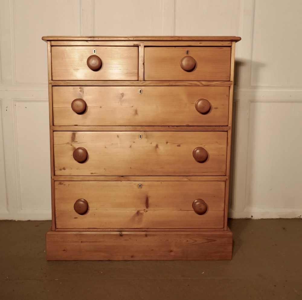Victorian Stripped Pine Chest of Drawers