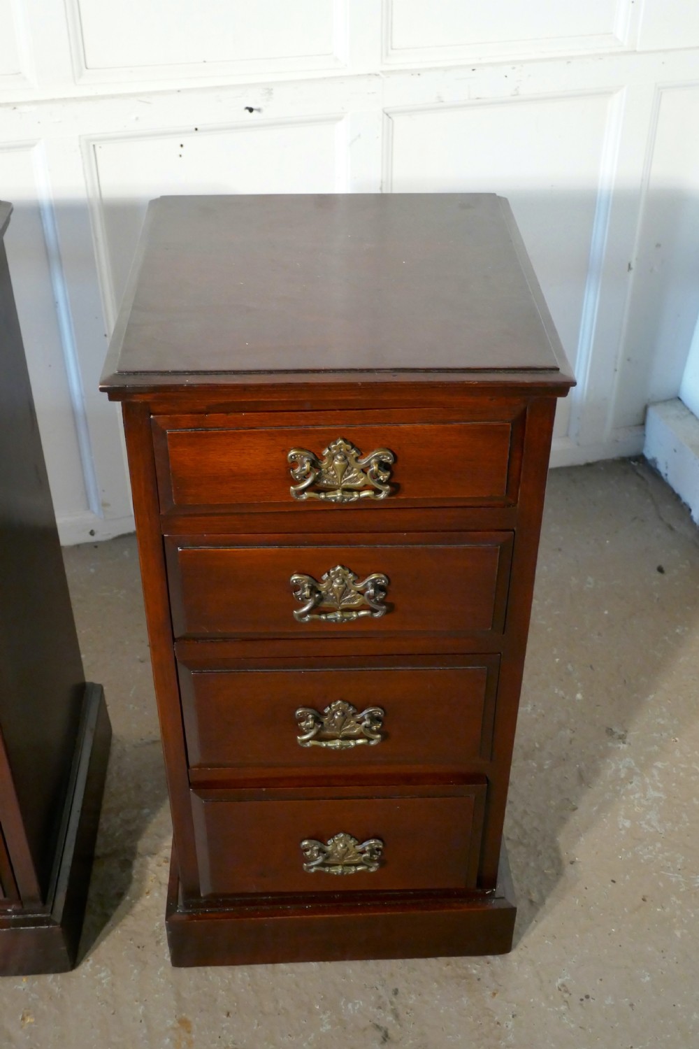 A Pair of Georgian Style Mahogany Bedside Chest of Drawers View VI