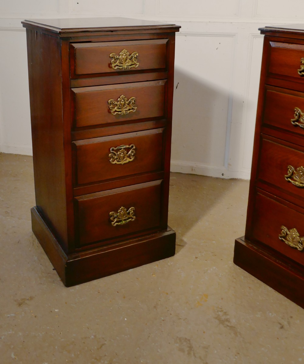 A Pair of Georgian Style Mahogany Bedside Chest of Drawers View VIII