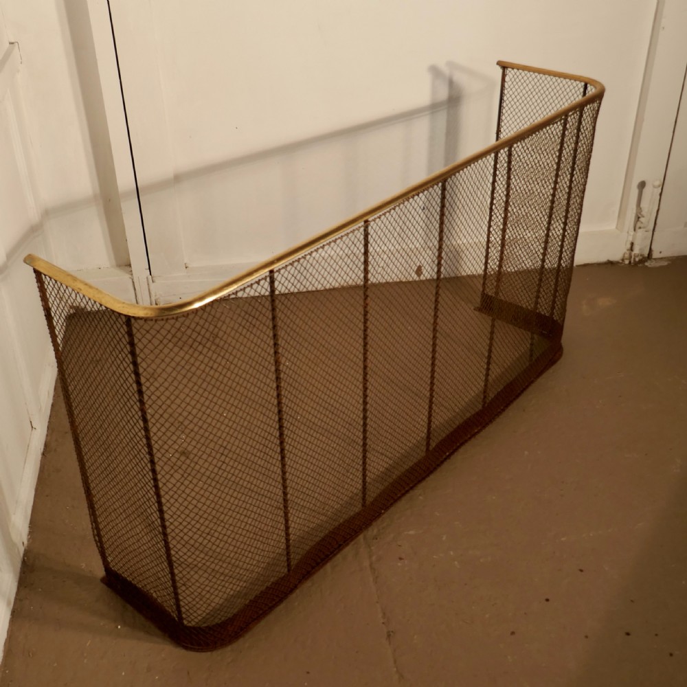 Very Large High Victorian Nursery Guard Fire Fender  View V