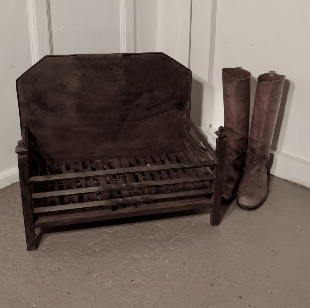 Large Free Standing Fire Basket, Iron Fire Grate View VI