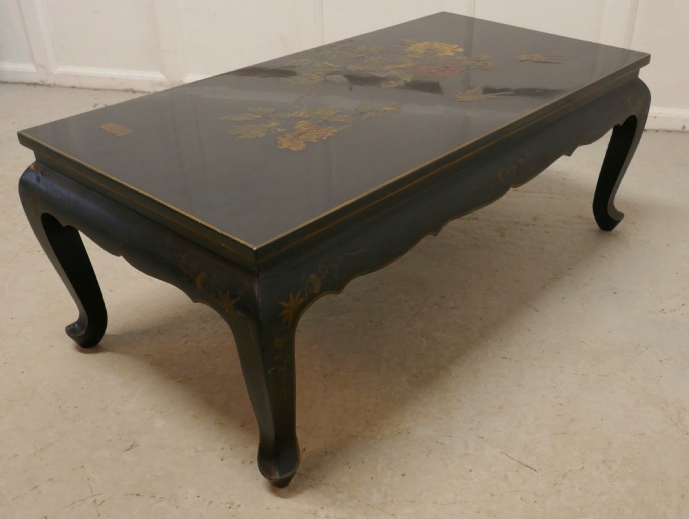 Painted and Lacquered Chinoiserie Coffee Table   View VII