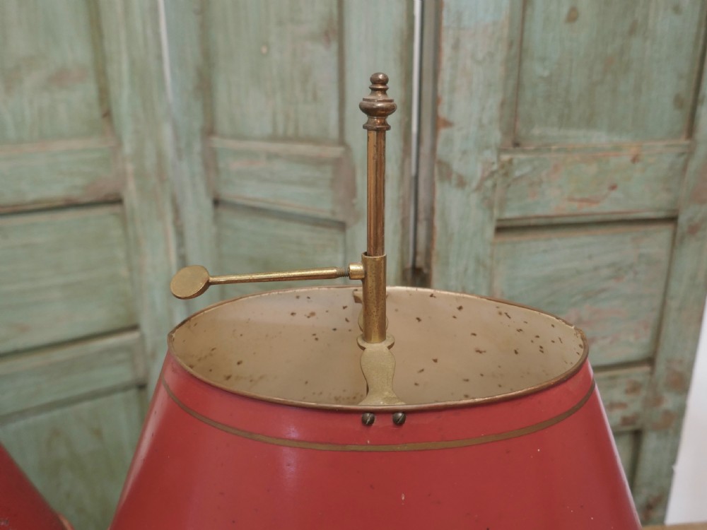 Pair of French Painted Toleware and Brass Twin Table Lamps View X