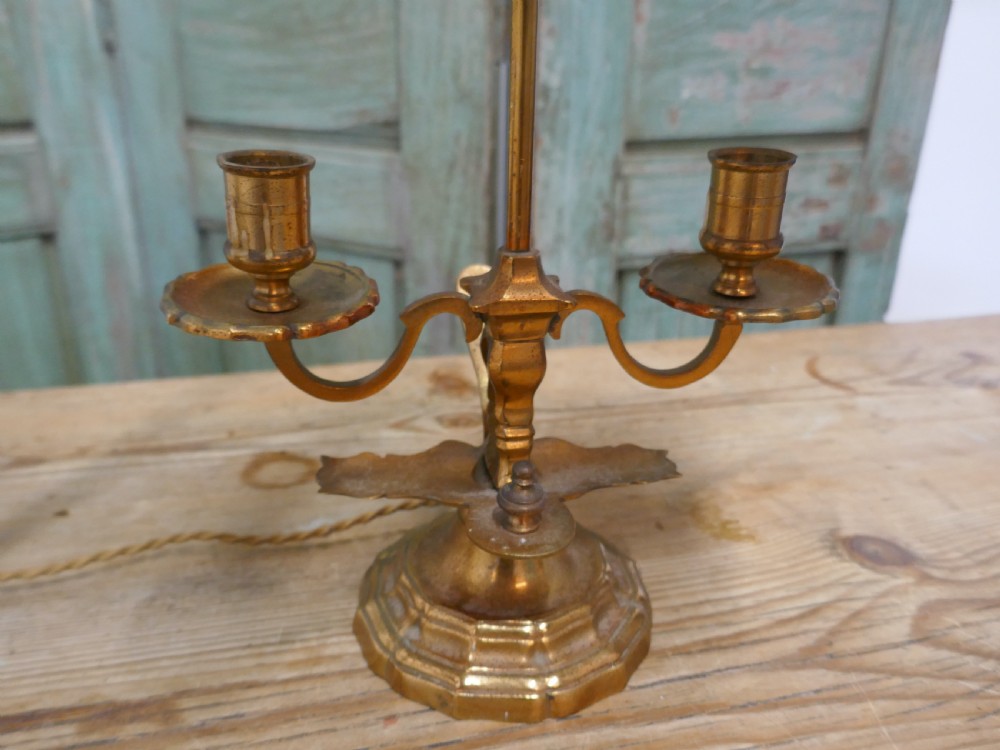 Pair of French Painted Toleware and Brass Twin Table Lamps View XI