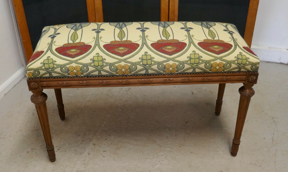 French Art Nouveau Carved Upholstered Walnut Window Seat   View IV