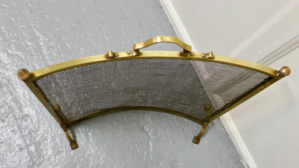 Victorian Arts and Crafts Curved Brass Fire Guard, Spark Screen View V