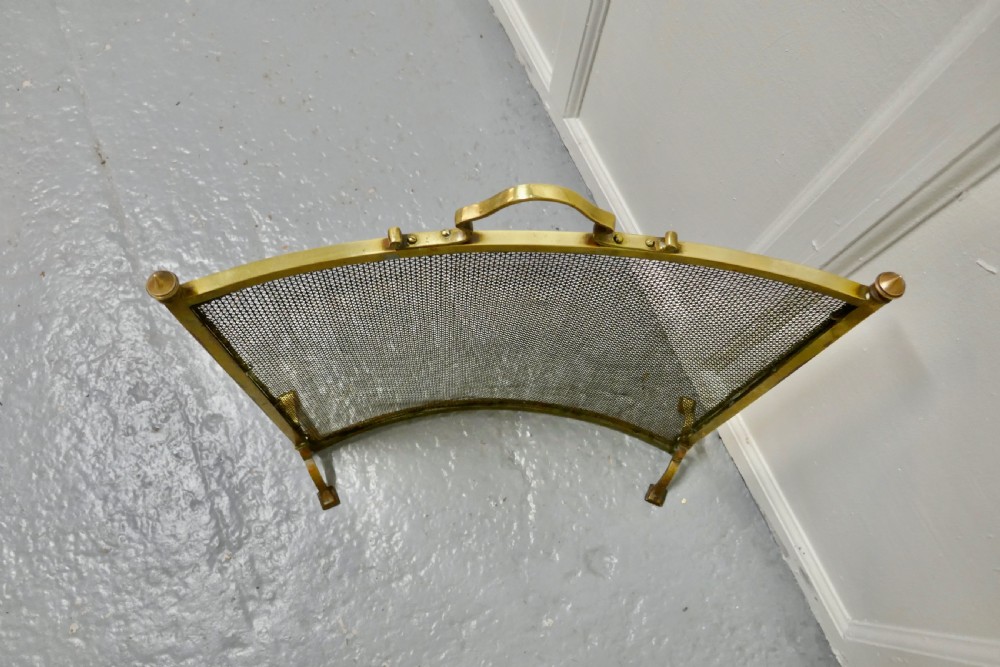 Victorian Arts and Crafts Curved Brass Fire Guard, Spark Screen View VI