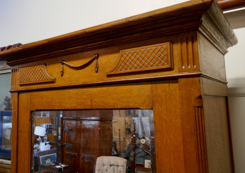 A Victorian Arts and Crafts Golden Oak Mirrored Wardrobe View VII