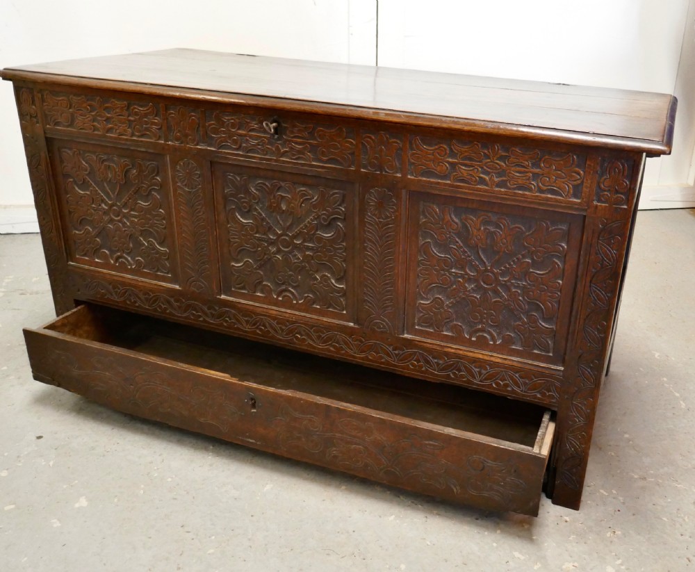 Large 18th Century Carved Oak Mule Chest, Marriage Chest View X