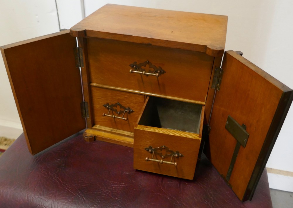 19th Century Novelty Golden Oak Humidor in the Shape of a 2 Door Safe View VII