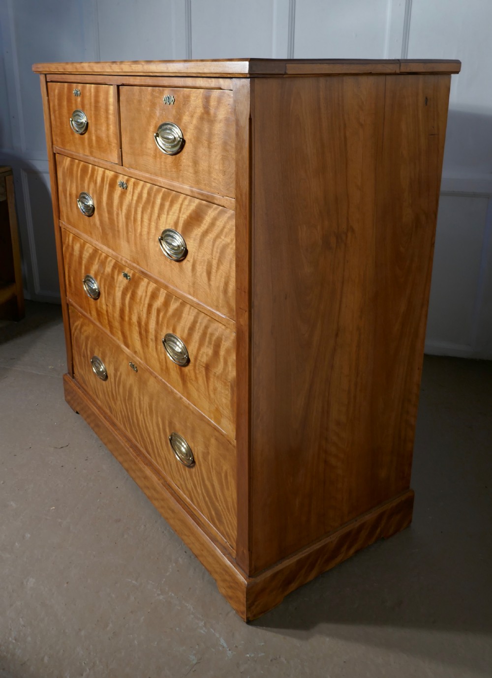 Large 19th Century Birch Chest of Drawers View III