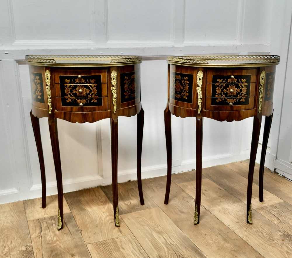 A Pair of French 19th Century Leaf Design Small Side Tables or Bedside Cabinets  