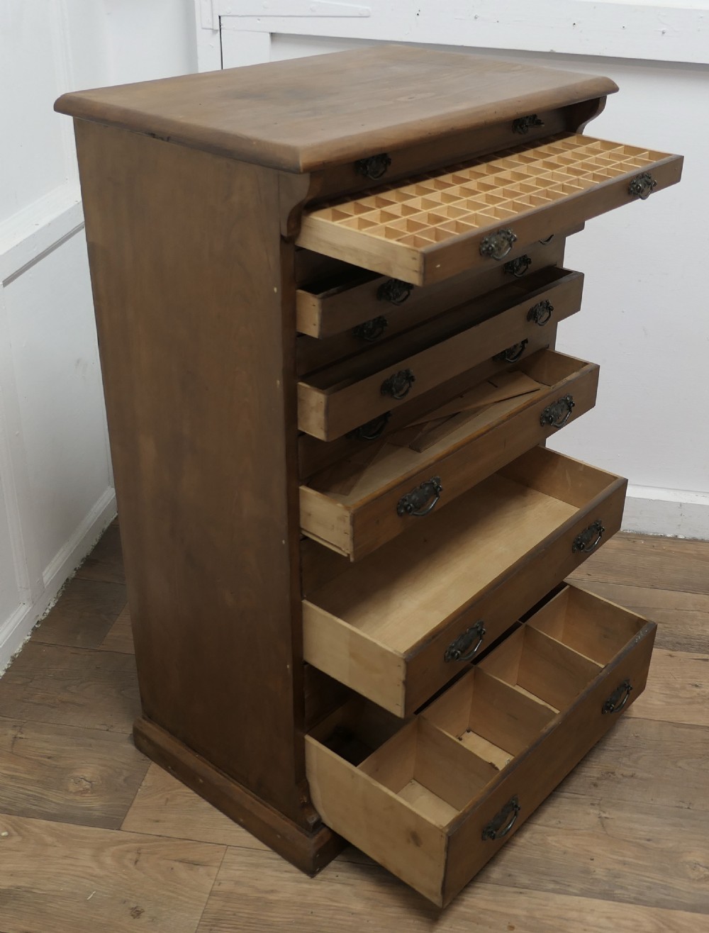 Arts and Crafts Pine Collectors Cabinet Filing Drawers View XIV