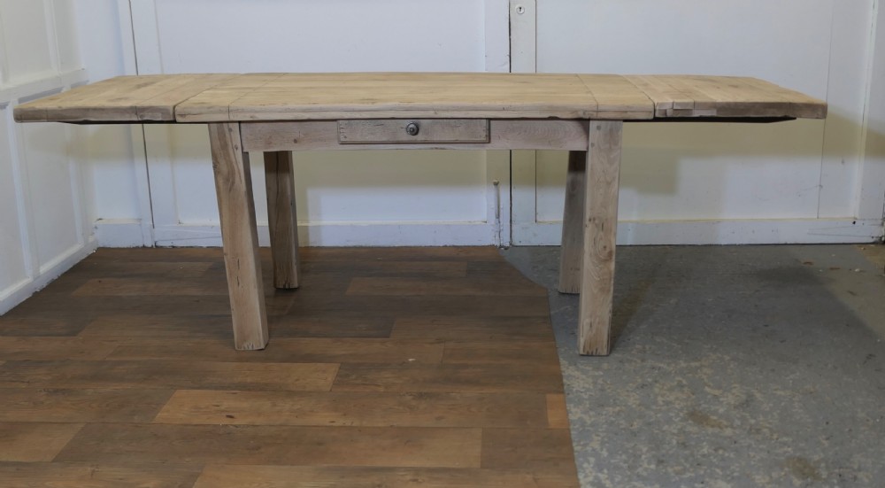 Sun Bleached Oak 7ft Extending Dining Table