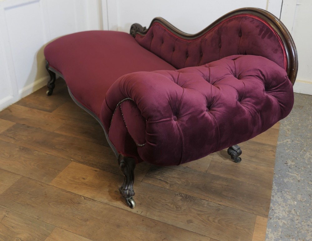 Superb Early Victorian Chaise Longue or Day Bed View VIII