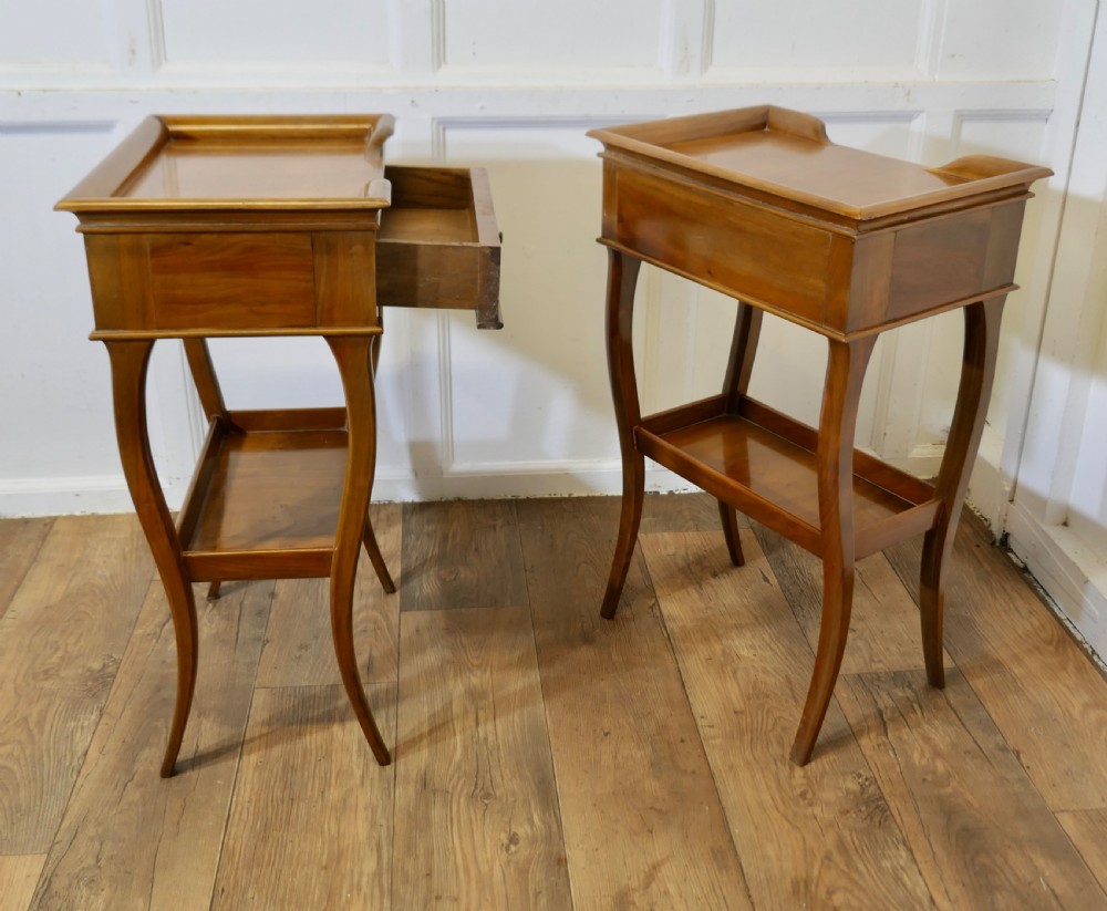 A Pair of Walnut Night Tables, Bedside Cabinets View IV
