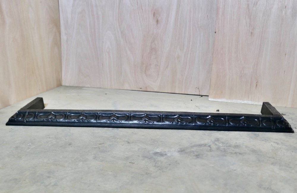 Art Nouveau Cast Iron Long Fender   View II