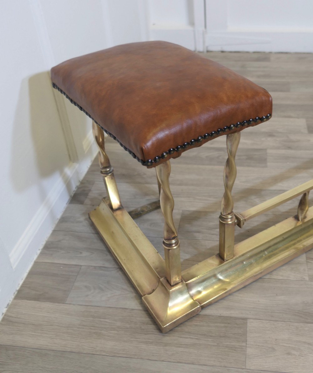 Good Quality Brass and Tan Leather Club Fender View V